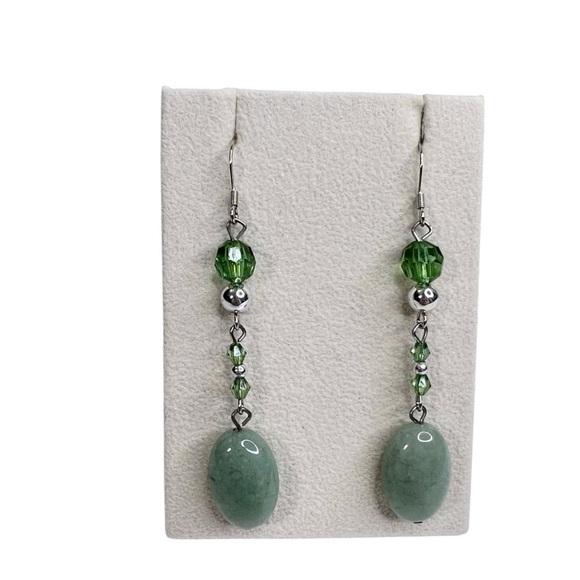 Aventurine Polished Stone Beaded Necklace & Pierced Earrings Set - Picture 2 of 12